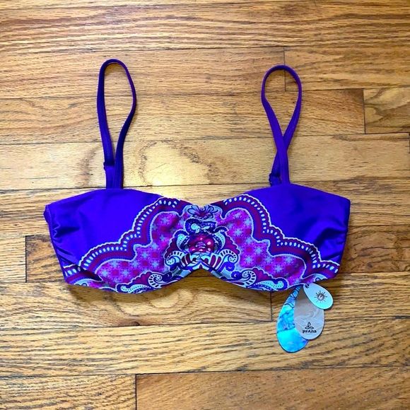 Prana Cosima top in Dusted Peri Jasmine medium - Picture 2 of 6